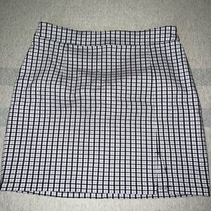 Garage size medium plaid skirt womens